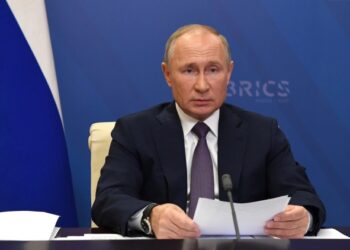 Сатановский расшифровал предупреждение Путина противникам мира в Карабахе