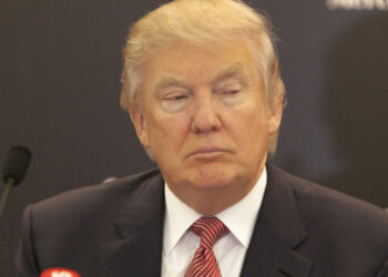 Трамп списал победу Байдена на коррумпированность в ключевых штатах