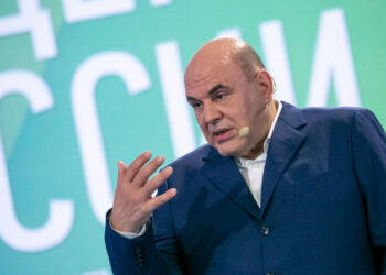 Мишустин предложил изменить систему начисления пособий и льгот