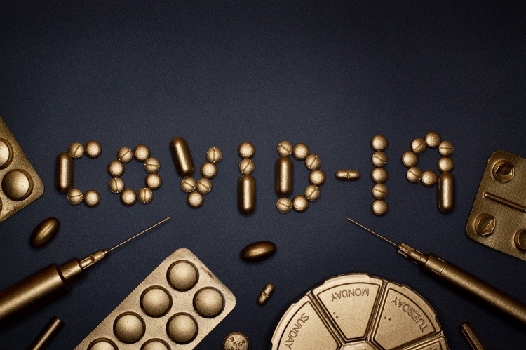 Ученые узнали, остаются ли переболевшие COVID-19 заразными для окружающих