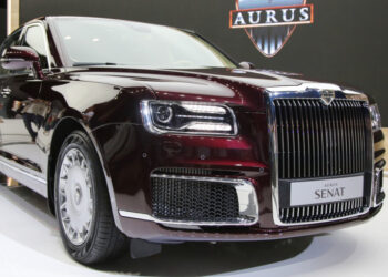 Стала известна стоимость Aurus Senat из первой партии