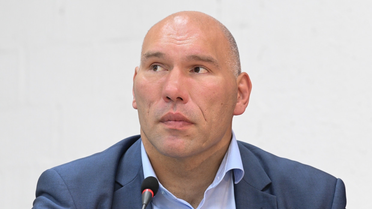 Валуев назвал "роковой" Олимпиаду для российских спортсменов в Токио